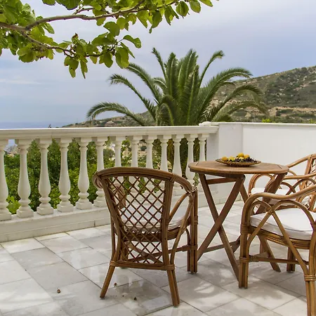 Petrino ゲストハウス Ambrami