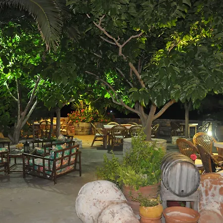 ゲストハウス Petrino 3*