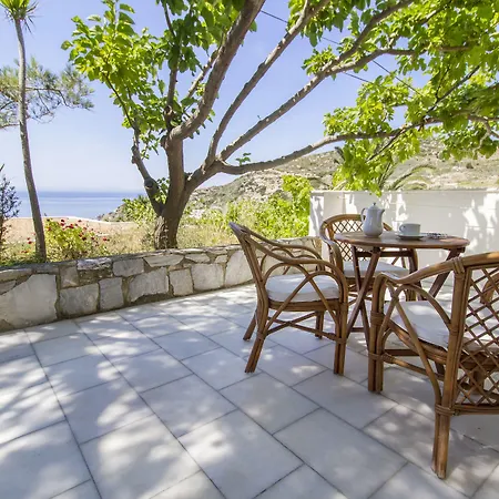 ゲストハウス Petrino Ambrami