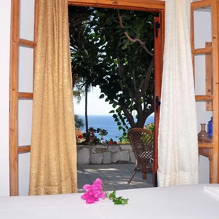 Guest house Petrino Ambrami