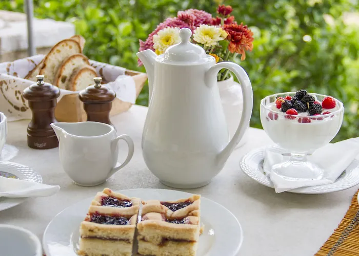 Petrino בית הארחה Ambrami