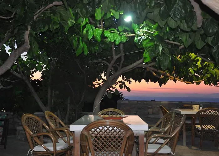 בית הארחה Petrino Ambrami