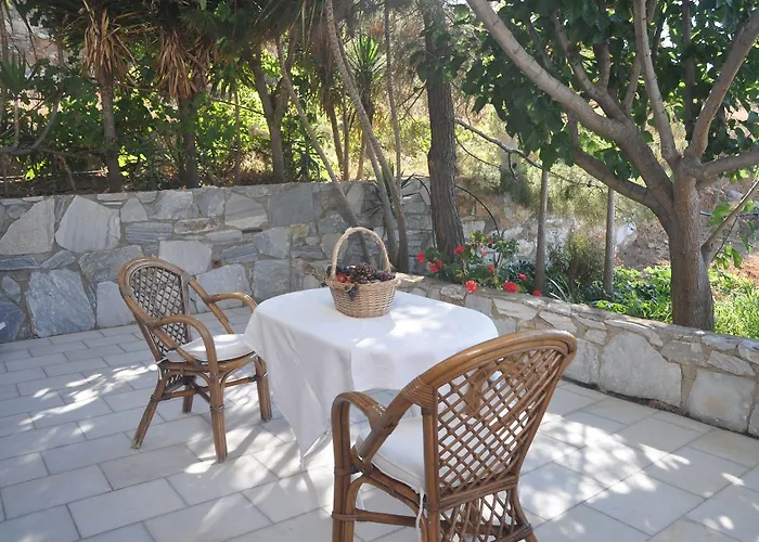 בית הארחה Petrino Ambrami